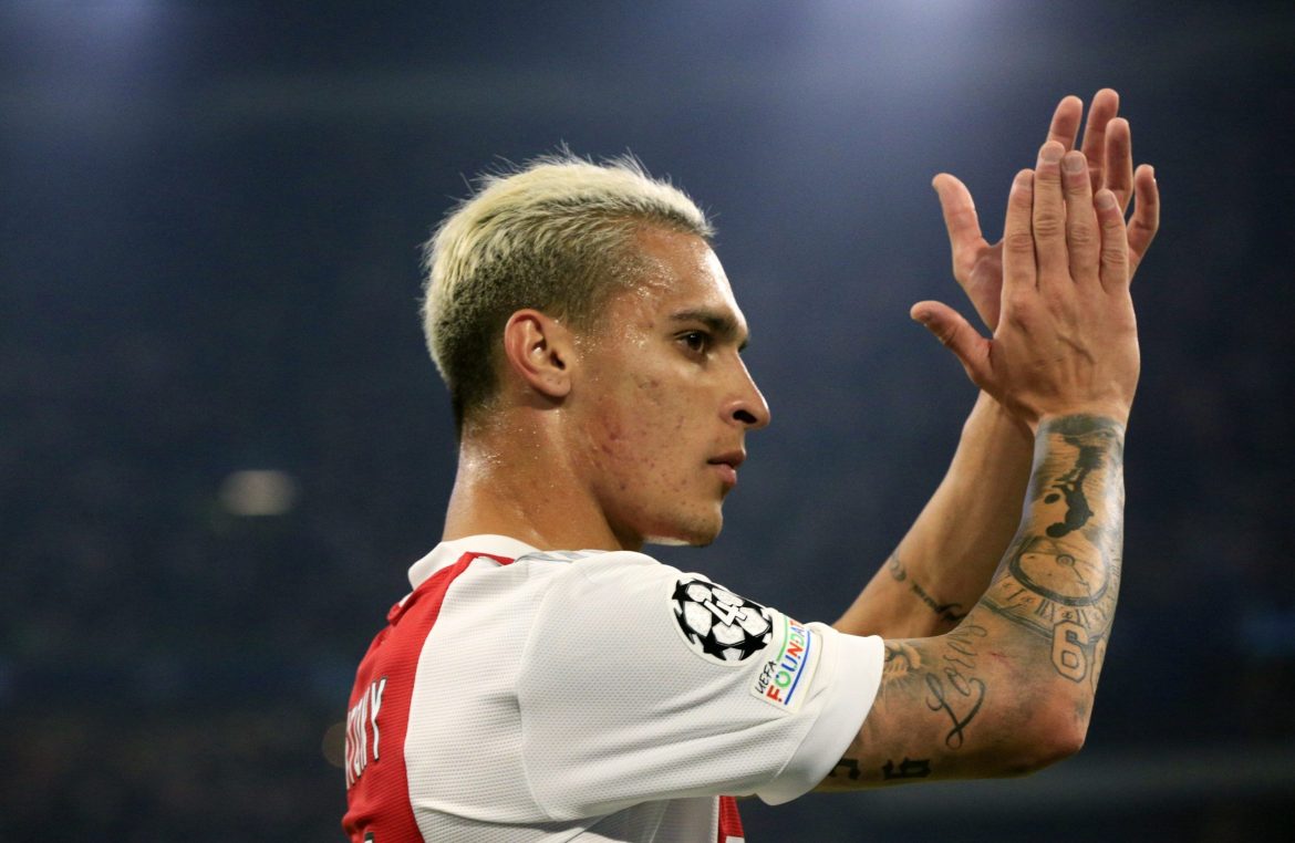 Man United suffer Antony transfer blow