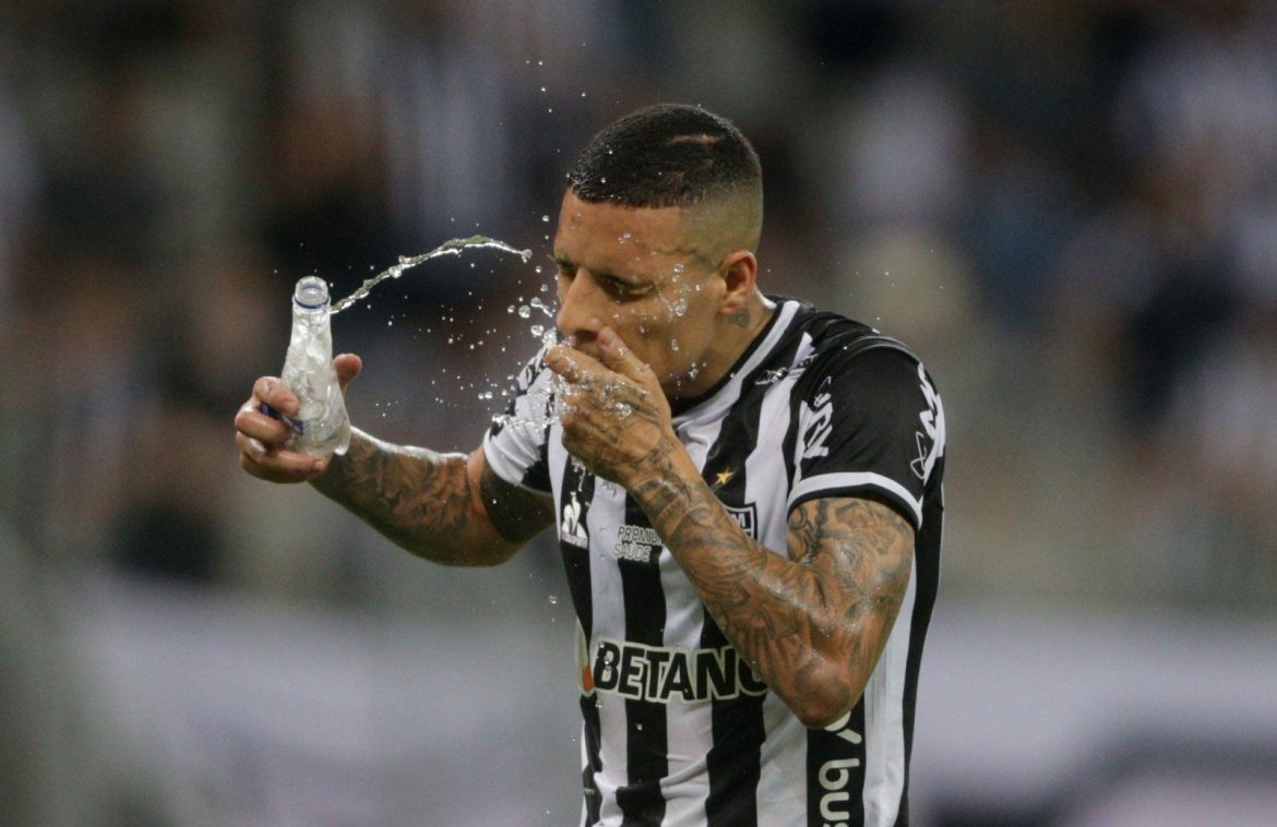 Wolves keen on signing Arana in January
